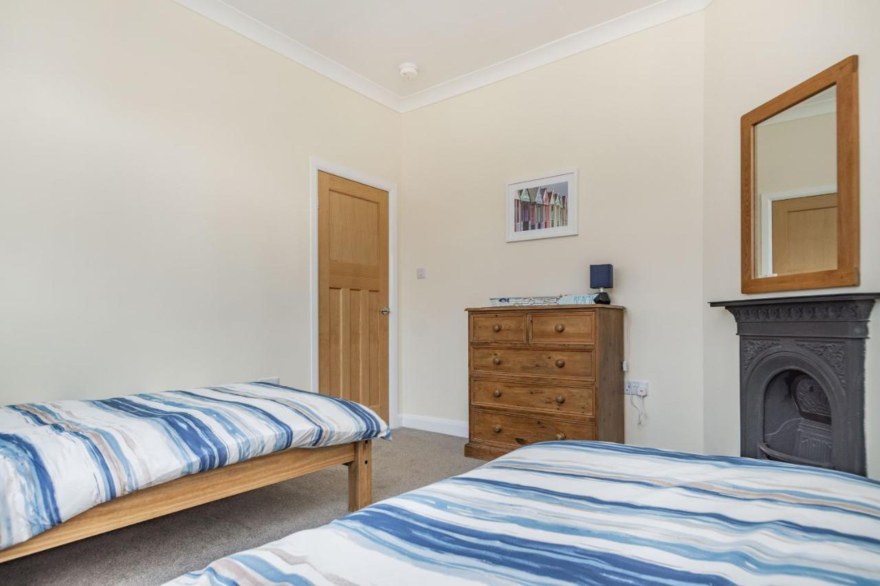 14 The Promenade Villa Withernsea Exterior photo